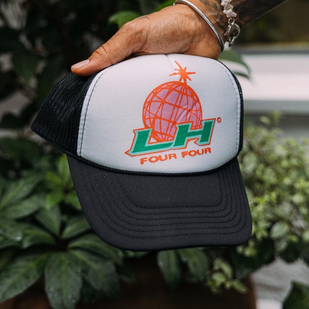 +44 Hat Lewis Hamilton